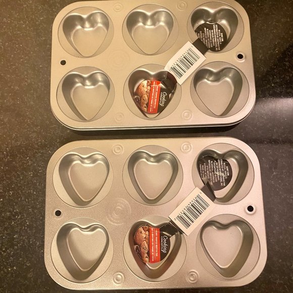 Heart Shaped Muffin Tin Set of 2 - Picture 1 of 6